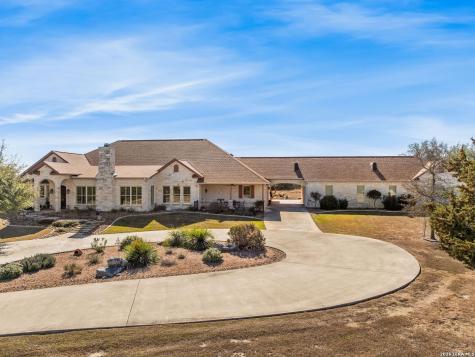 1000 S Landmark Kerrville TX 78028