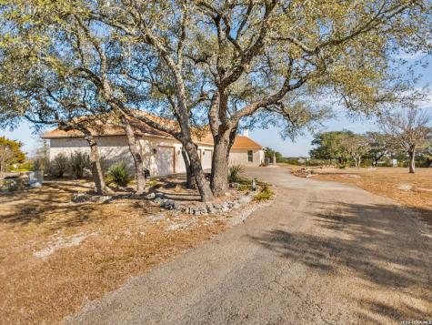 1000 S Landmark Kerrville TX 78028