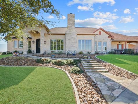 1000 S Landmark Kerrville TX 78028