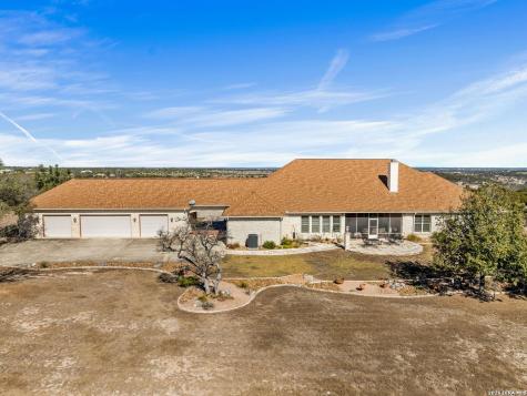 1000 S Landmark Kerrville TX 78028