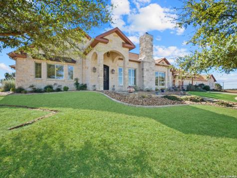 1000 S Landmark Kerrville TX 78028