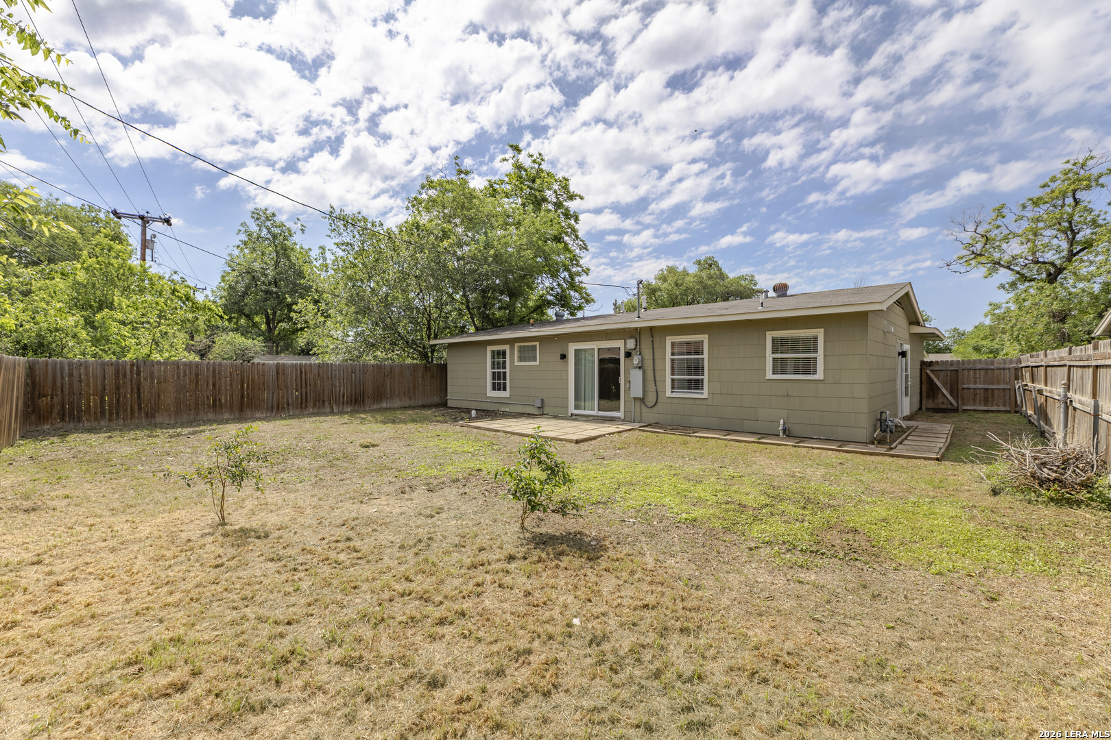 323 Basswood Drive San Antonio TX 78213