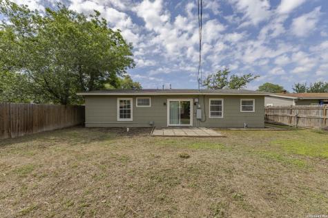 323 Basswood Drive San Antonio TX 78213