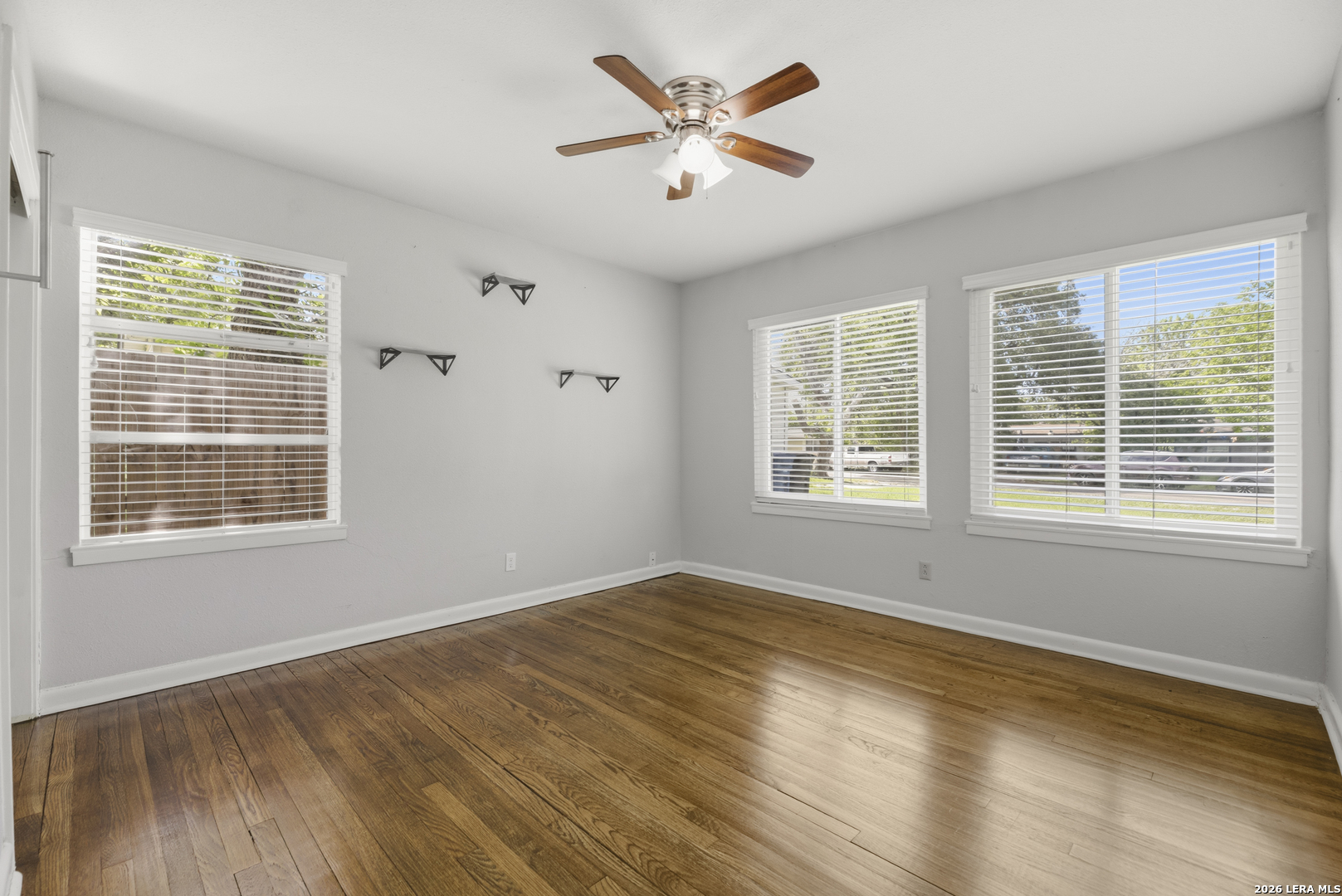 323 Basswood Drive San Antonio TX 78213