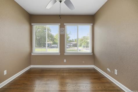323 Basswood Drive San Antonio TX 78213