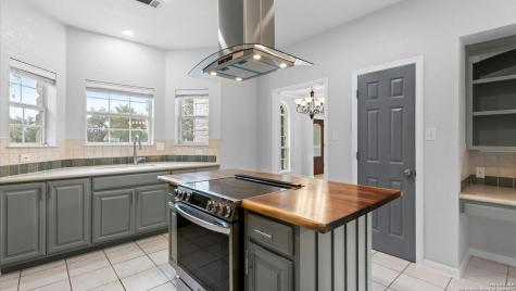 279 Pin Oak New Braunfels TX 78132