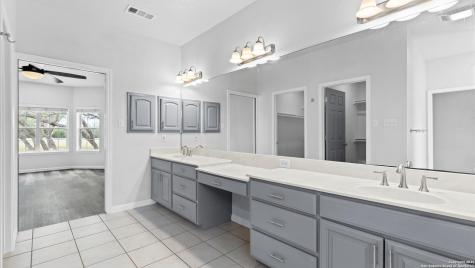 279 Pin Oak New Braunfels TX 78132