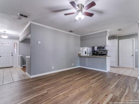 249 Ralston Drive Converse TX 78109