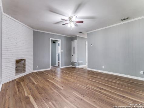 249 Ralston Drive Converse TX 78109