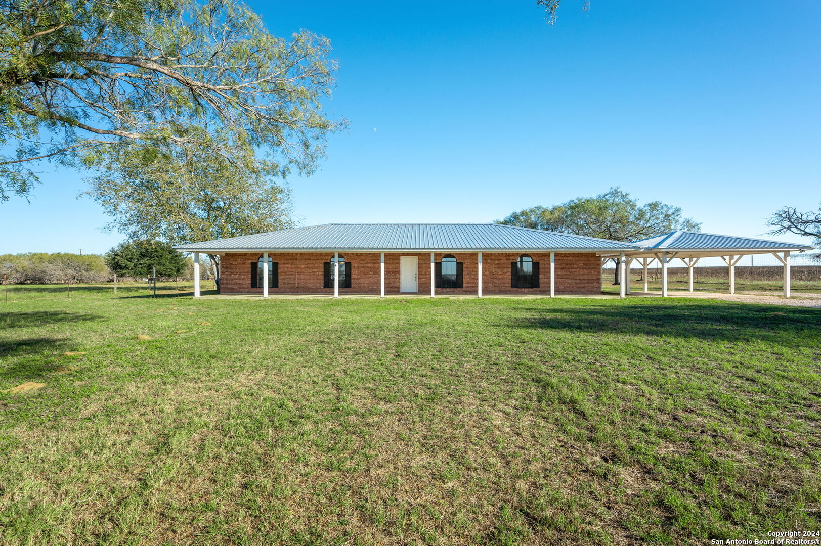 315 Simon Road Pleasanton TX 78064