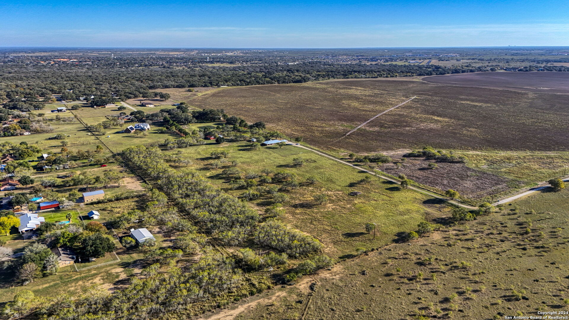 315 Simon Road Pleasanton TX 78064