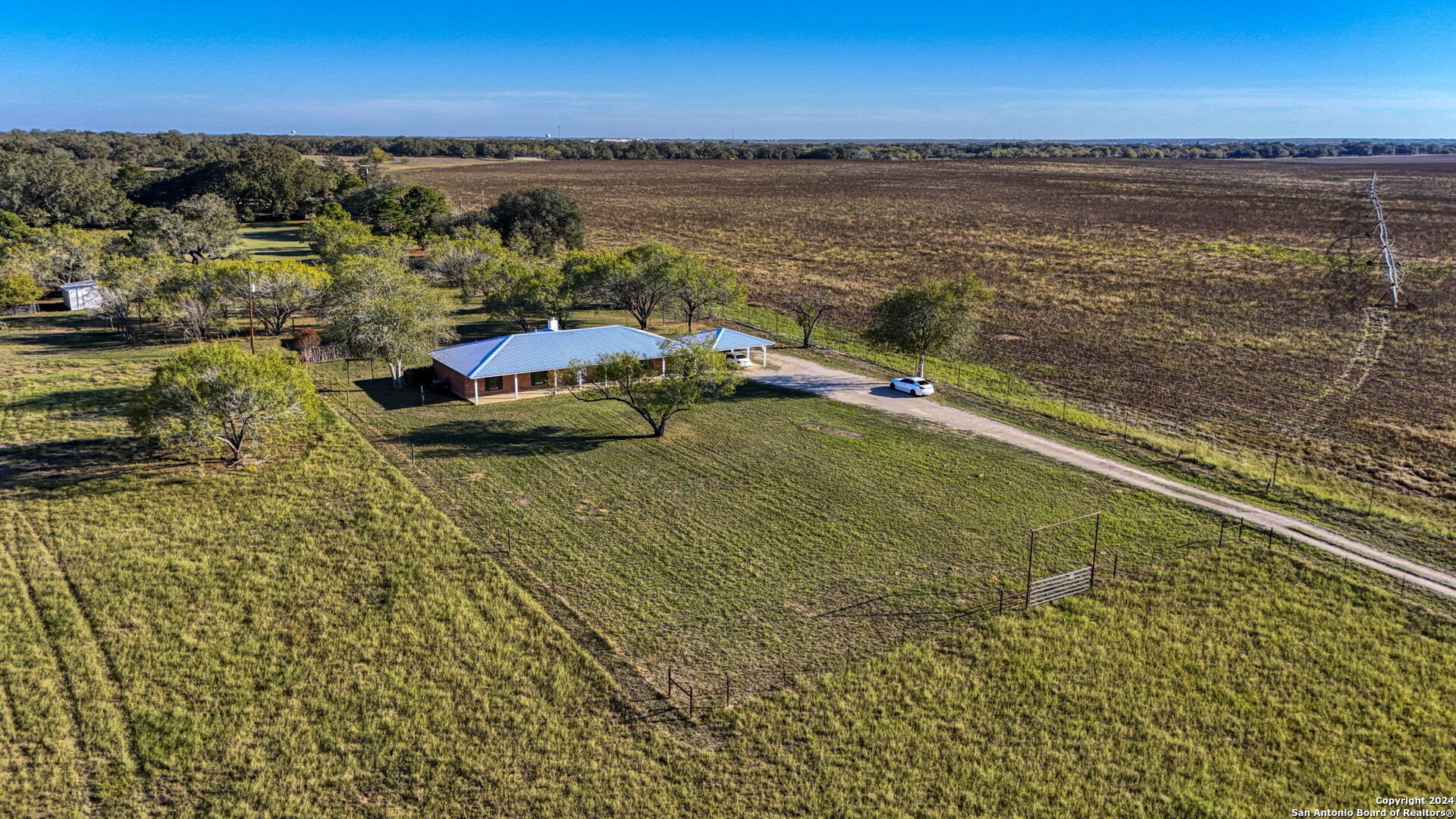 315 Simon Road Pleasanton TX 78064