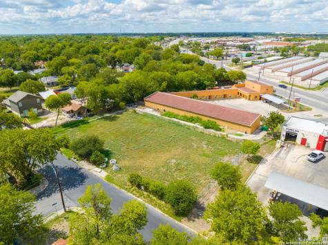114 Packard Street San Antonio TX 78211