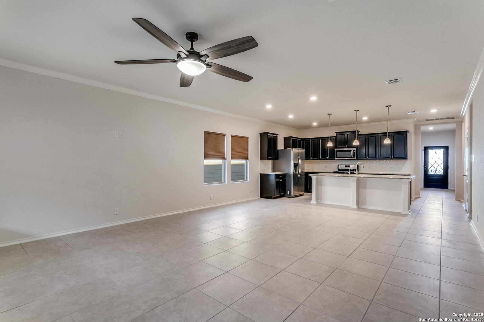 12445 Vista Rim San Antonio TX 78233