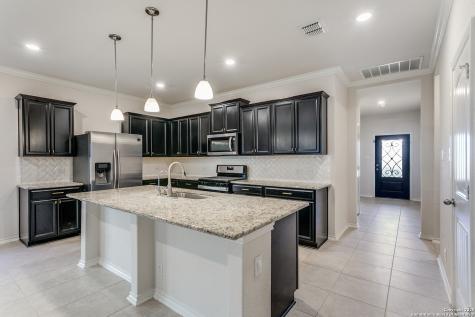 12445 Vista Rim San Antonio TX 78233