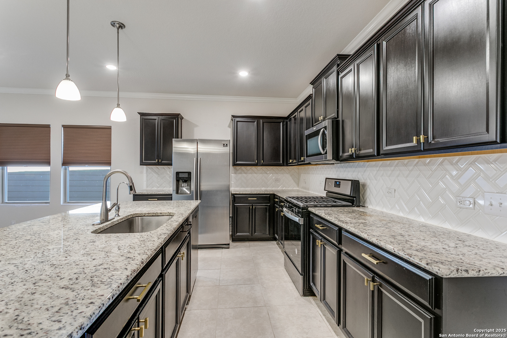 12445 Vista Rim San Antonio TX 78233