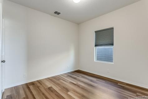 12445 Vista Rim San Antonio TX 78233