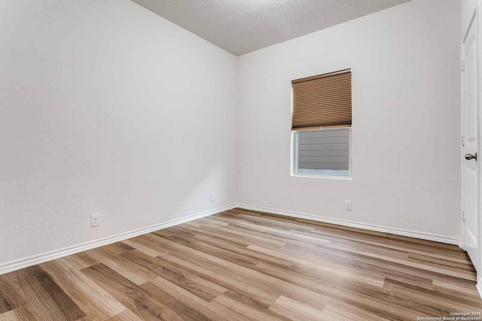 12445 Vista Rim San Antonio TX 78233
