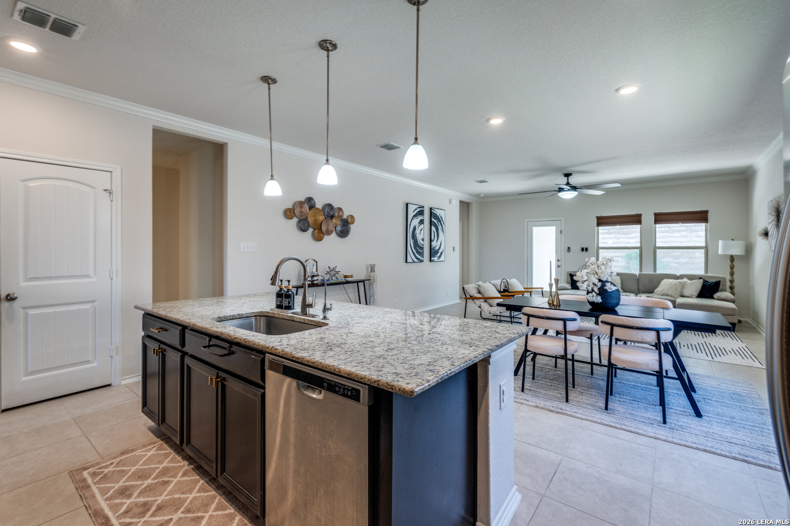 12445 Vista Rim San Antonio TX 78233