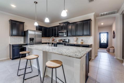 12445 Vista Rim San Antonio TX 78233