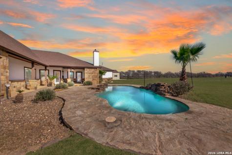 3255 Fm 539 La Vernia TX 78121