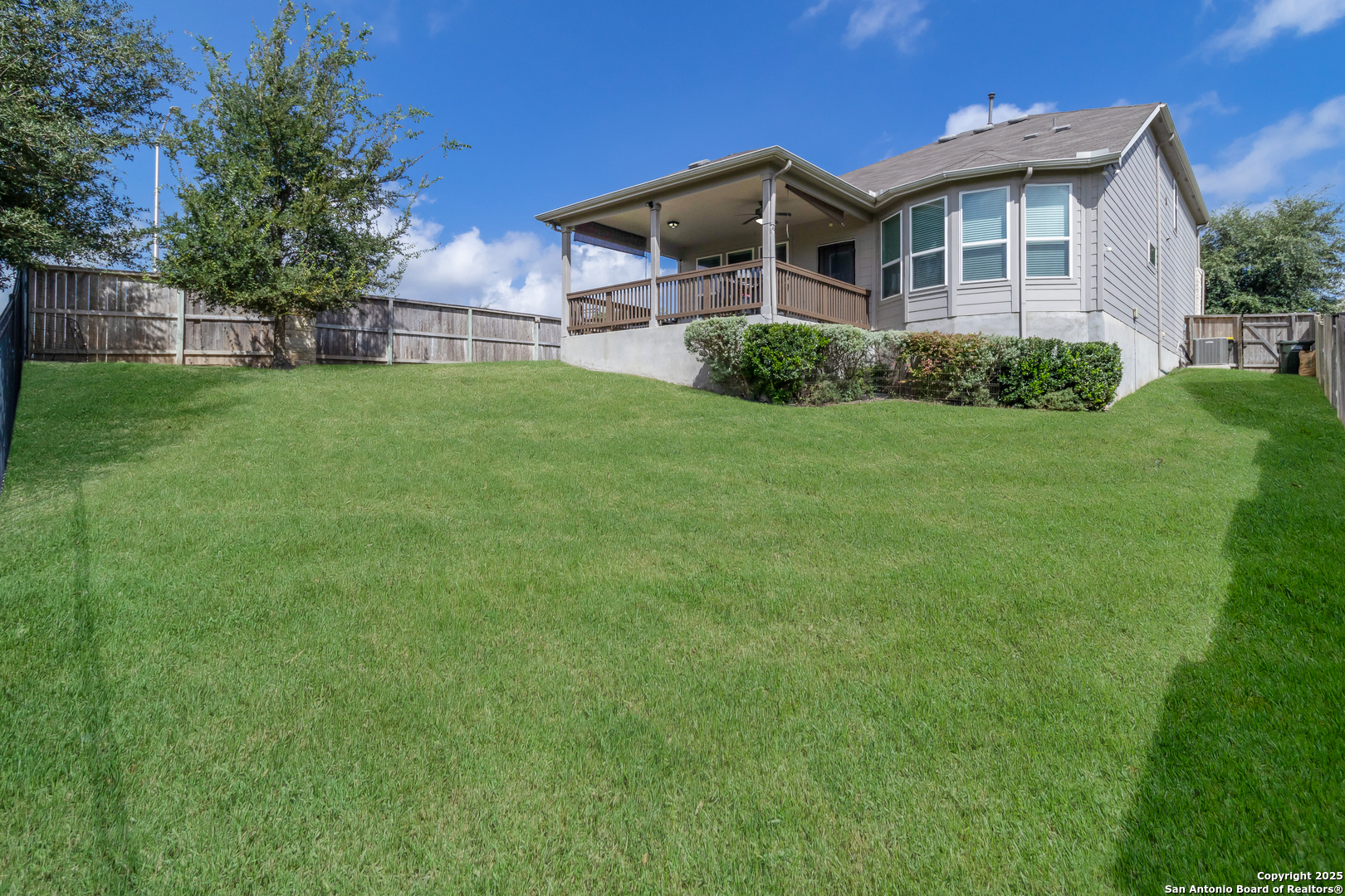 6658 Bowie Schertz TX 78108