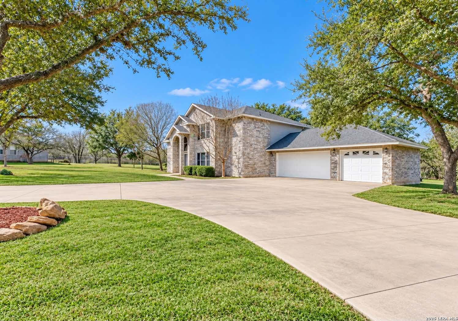 3303 Triple Meadows China Grove TX 78263