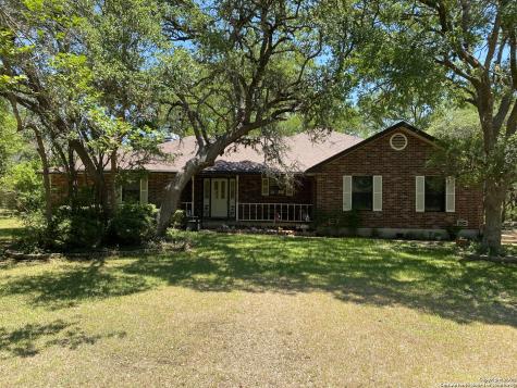 1529 E Ammann Road Bulverde TX 78163