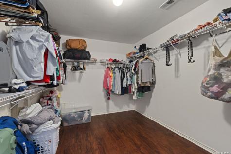 11911 Ghostbridge Helotes TX 78023