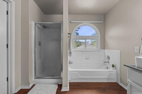 11911 Ghostbridge Helotes TX 78023