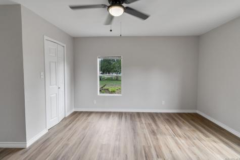 1404 N Comitas Street Beeville TX 78102