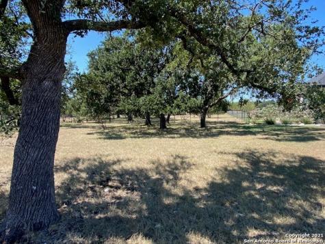 1056 Spanish Trail New Braunfels TX 78132