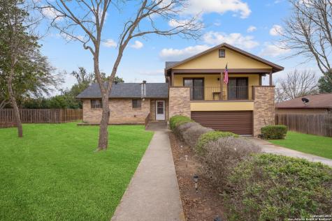 311 Erin Drive Kerrville TX 78028