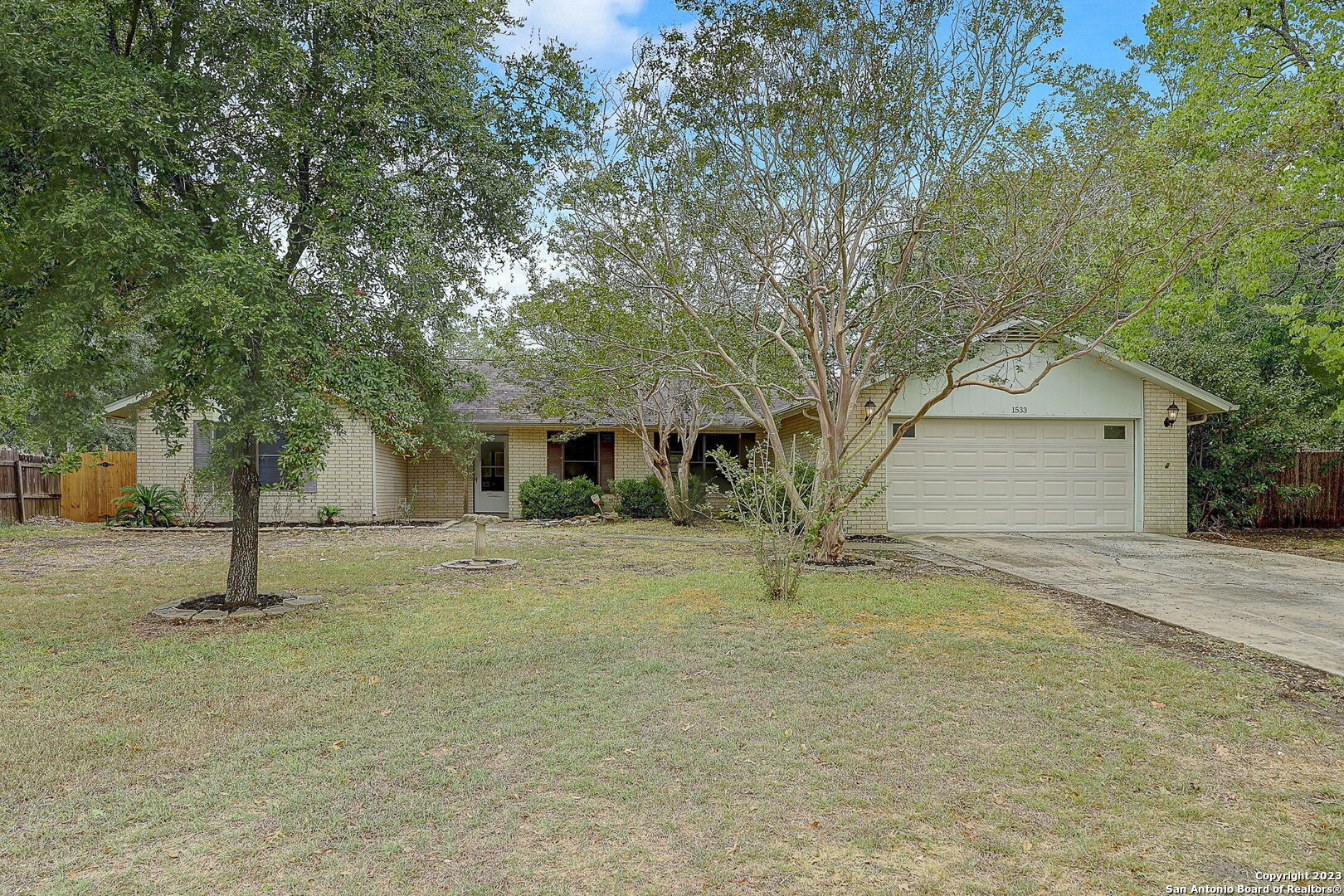 1533 Willow Creek Road Seguin TX 78155
