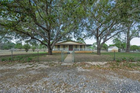 23373 Contour San Antonio TX 78264