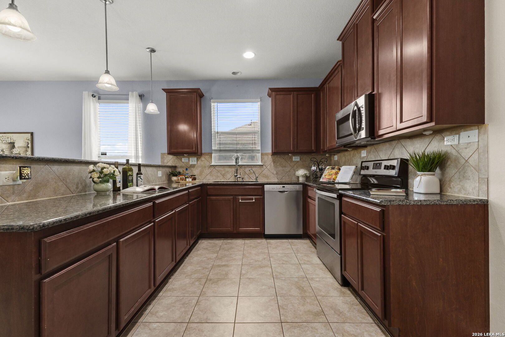 10906 Almond Wood Live Oak TX 78233