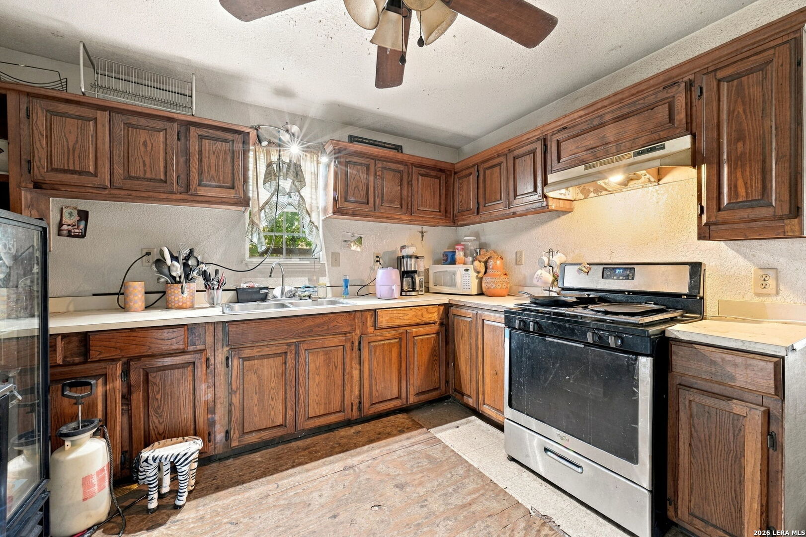 483 W Harding Boulevard San Antonio TX 78221