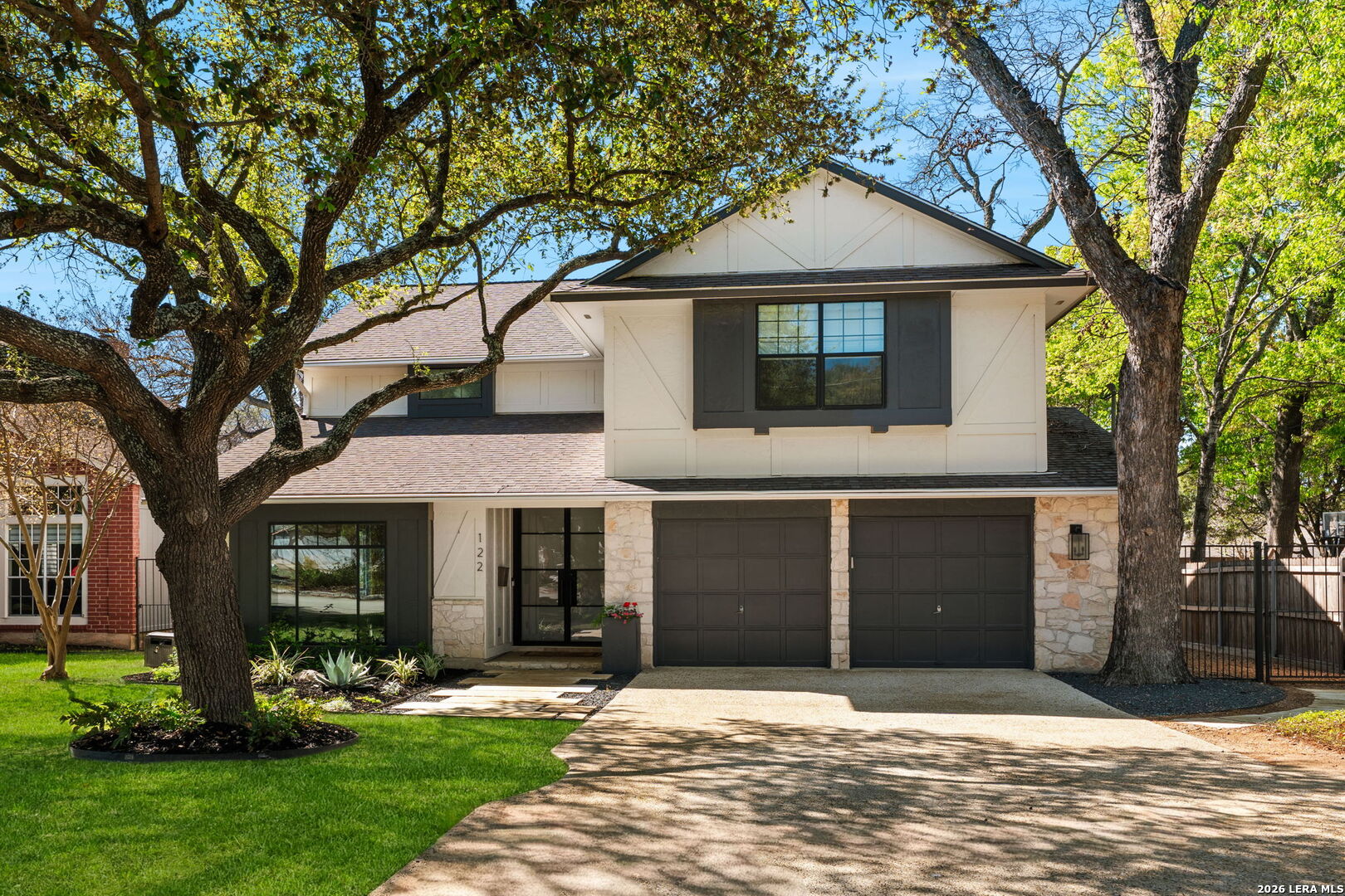 122 W Edgewood Alamo Heights TX 78209