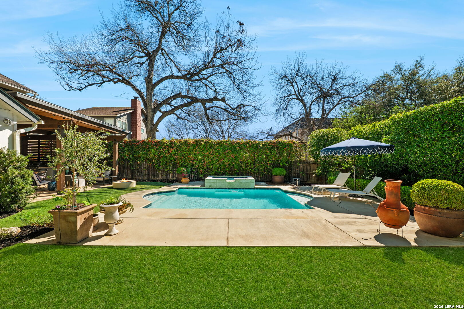 122 W Edgewood Alamo Heights TX 78209