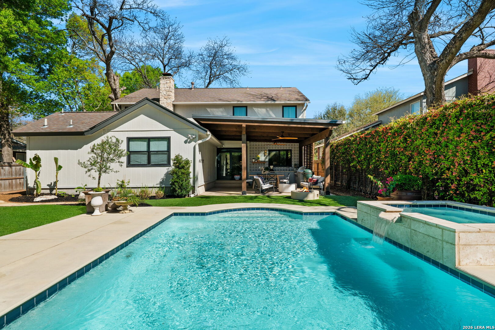 122 W Edgewood Alamo Heights TX 78209