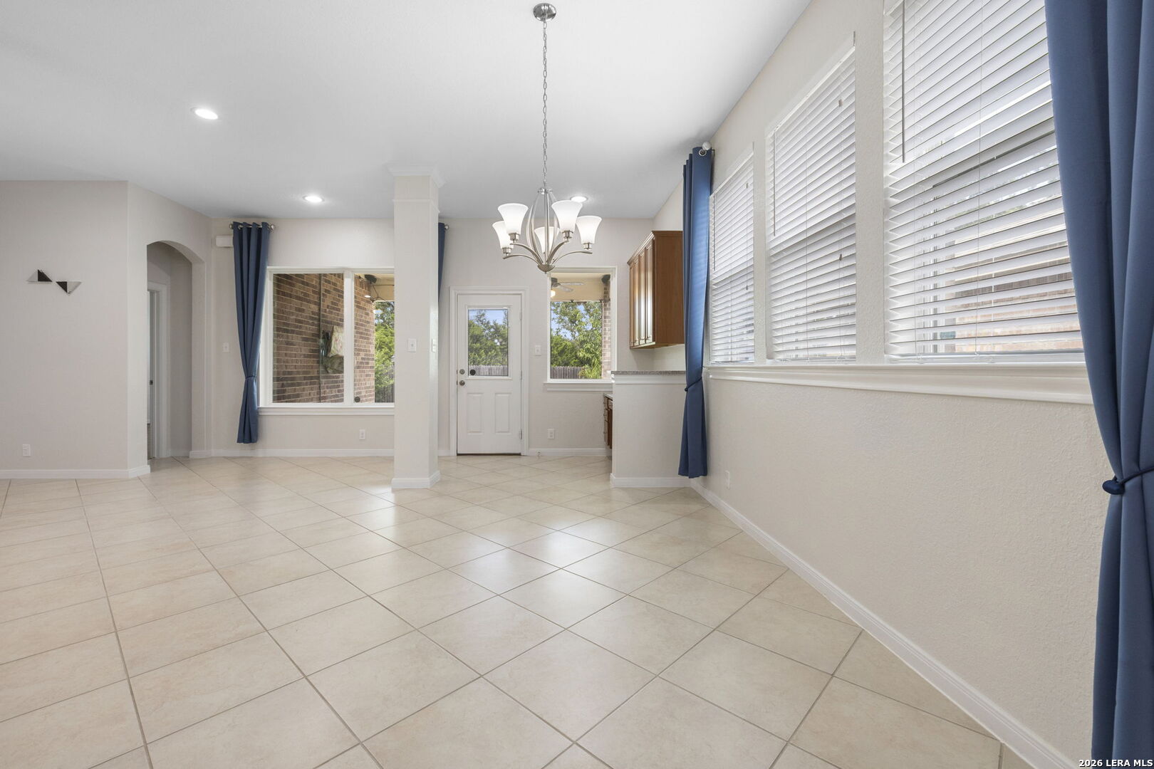 25756 Two Springs San Antonio TX 78255