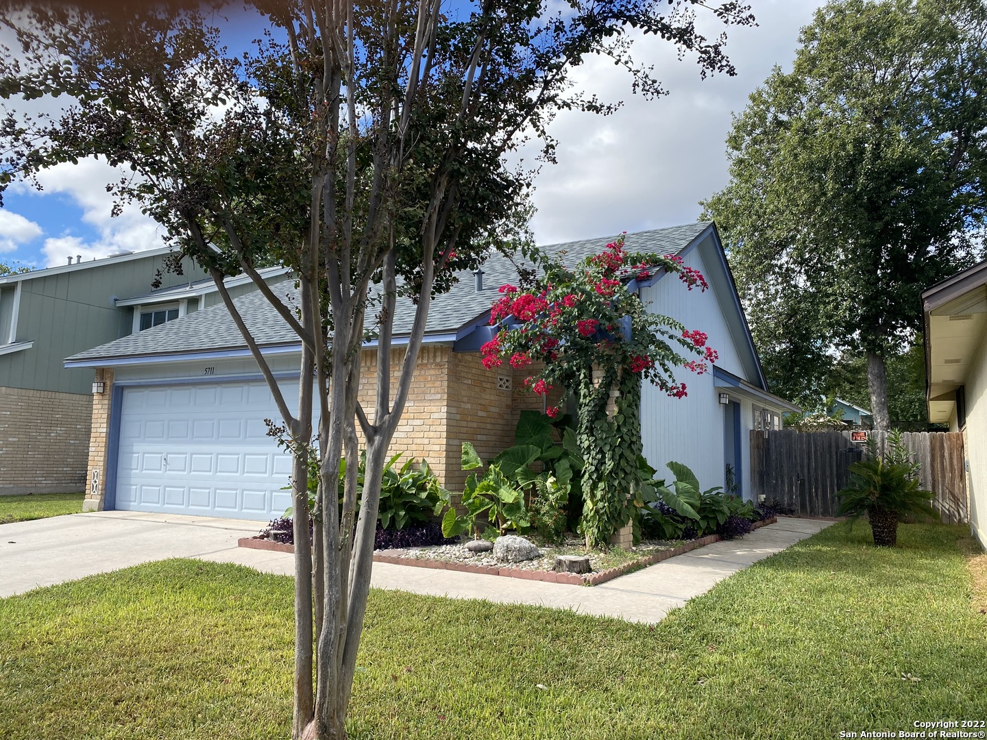 5711 Spring Night Street San Antonio TX 78247