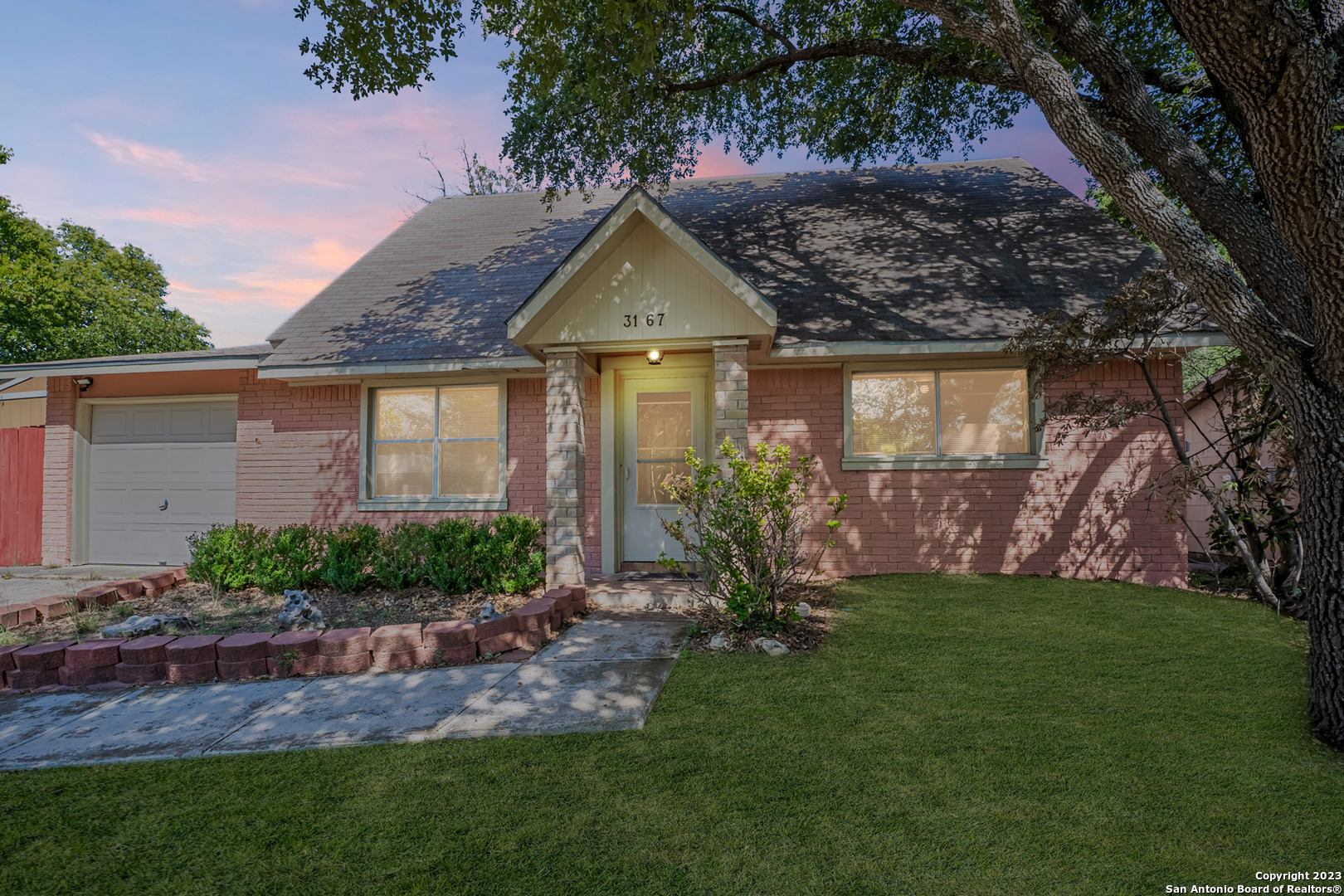 3167 Whitewing Lane San Antonio TX 78230