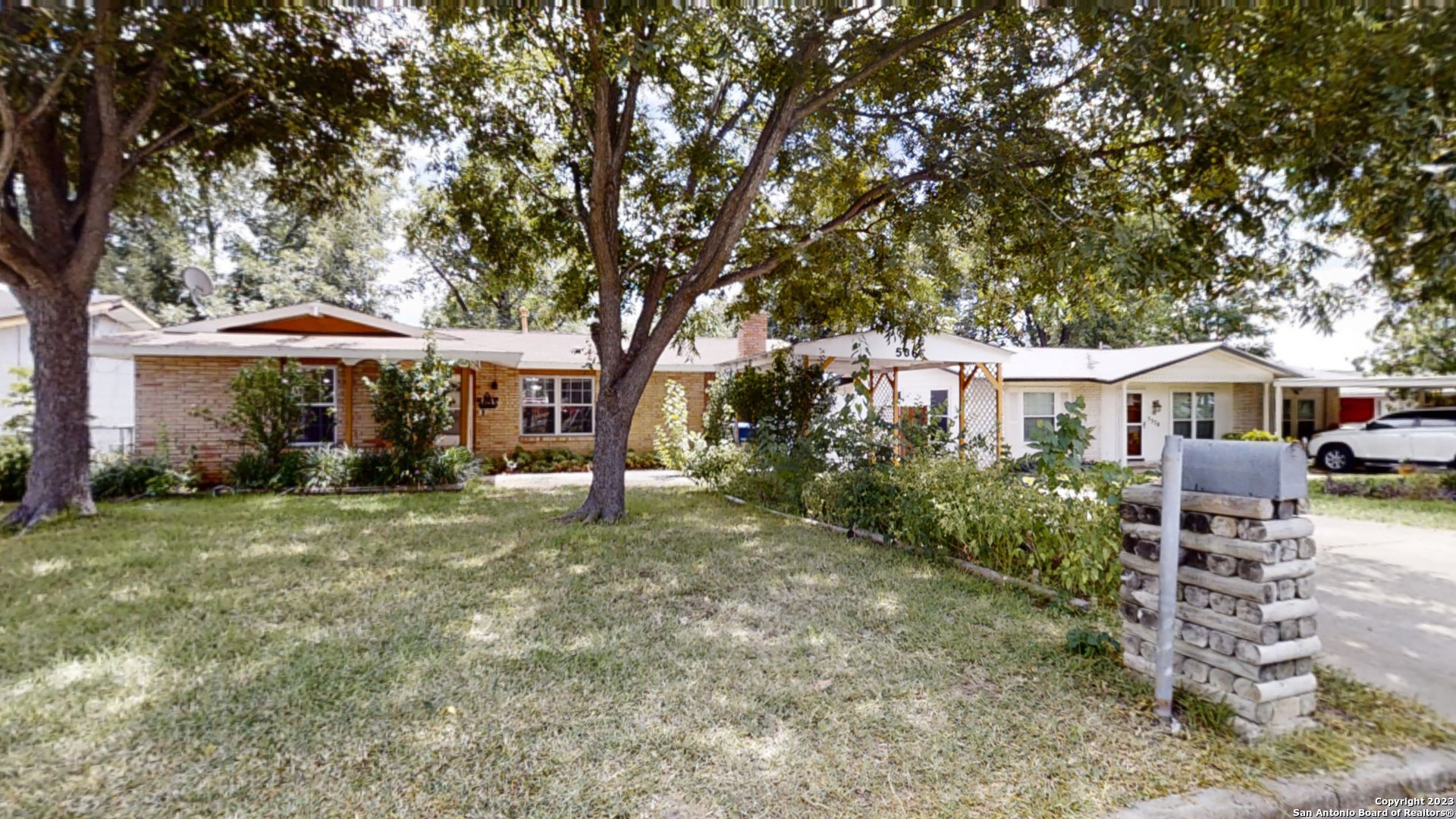 5366 Santa Cruz Street San Antonio TX 78228