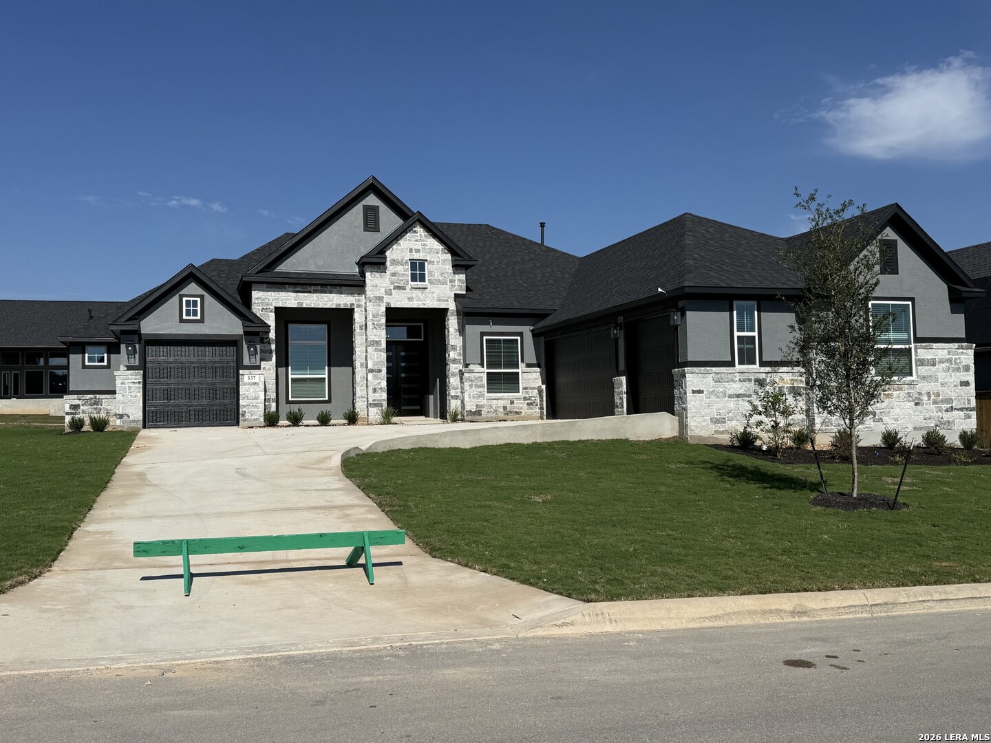 537 Poe Parkway Castroville TX 78009