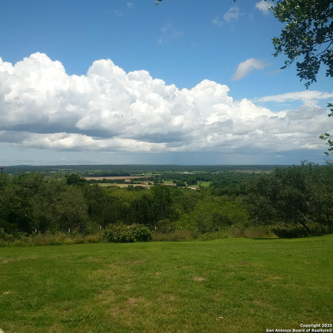 102 County Road 4773 Castroville TX 78009