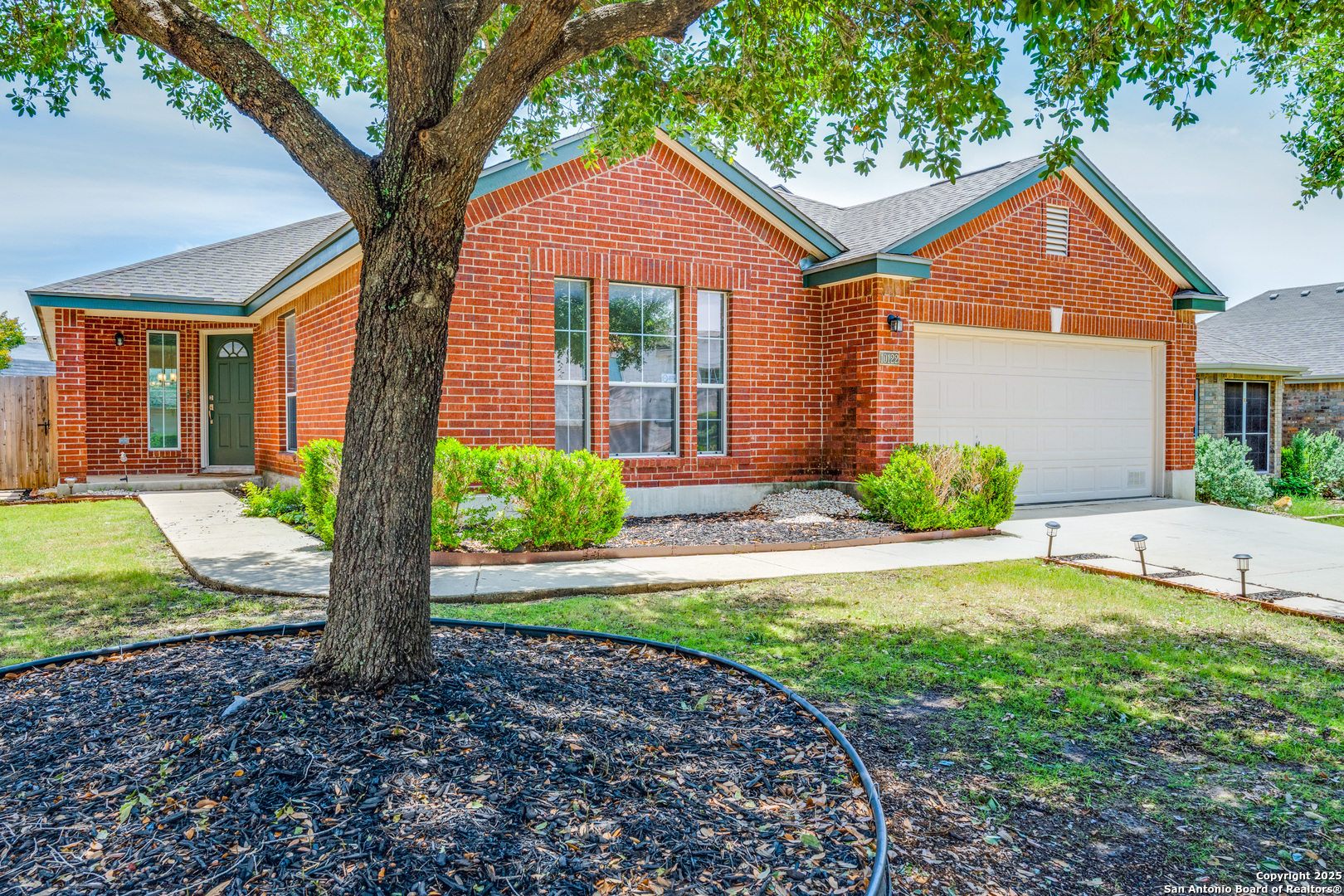 10122 Oak Saddle San Antonio TX 78254