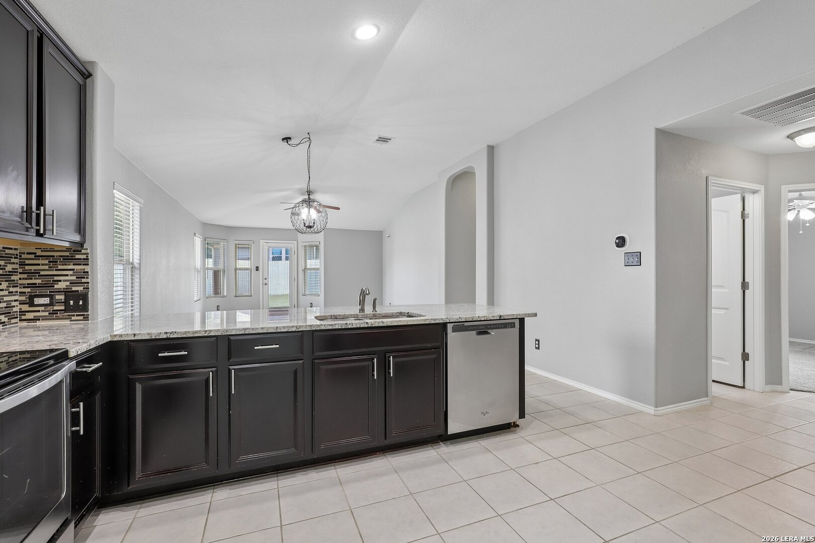 10411 Queensland Way Converse TX 78109