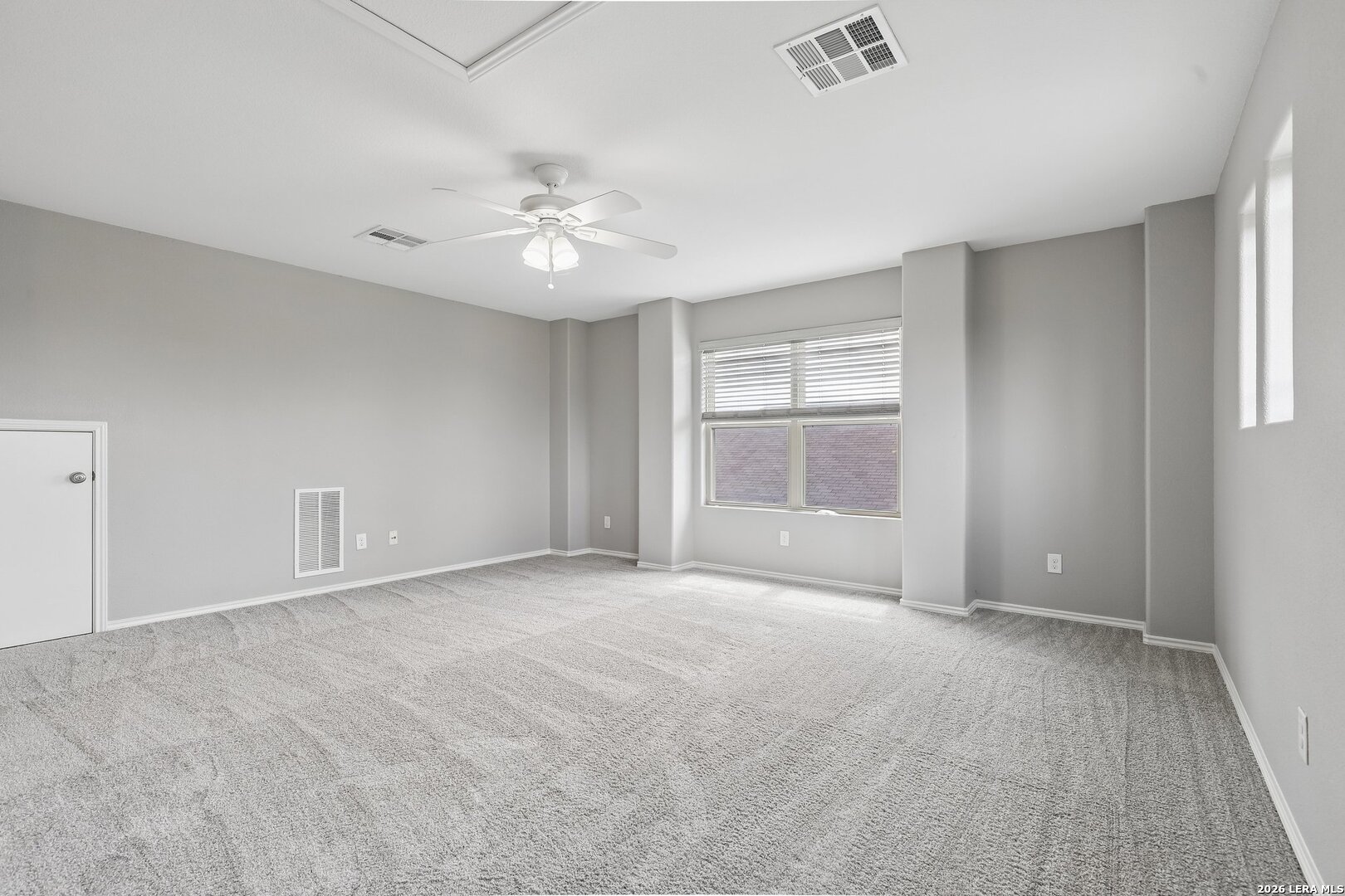 10411 Queensland Way Converse TX 78109