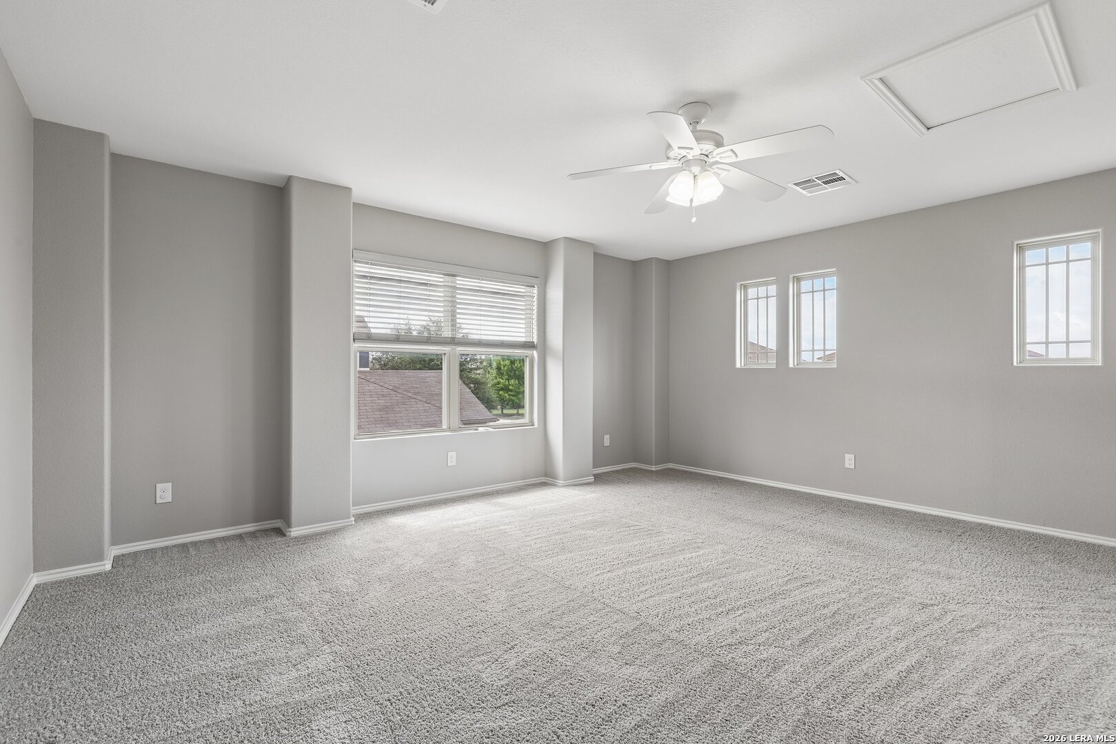 10411 Queensland Way Converse TX 78109